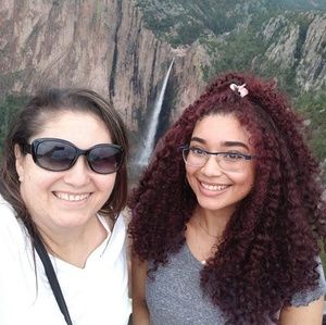 Meet your Posher, Lupe